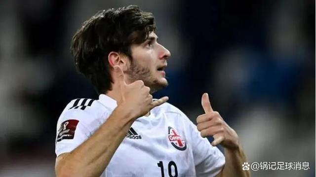 格鲁吉亚球员精准传球,率领球队夺冠 格鲁吉亚球员精准传球,率领球队夺冠