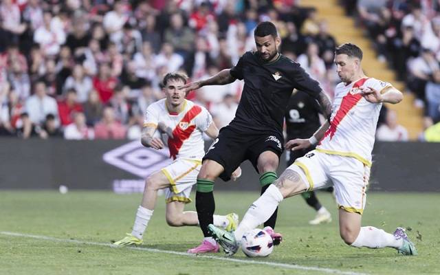 莱加内斯主场告负,保级压力增加 莱加内斯主场告负,保级压力增加