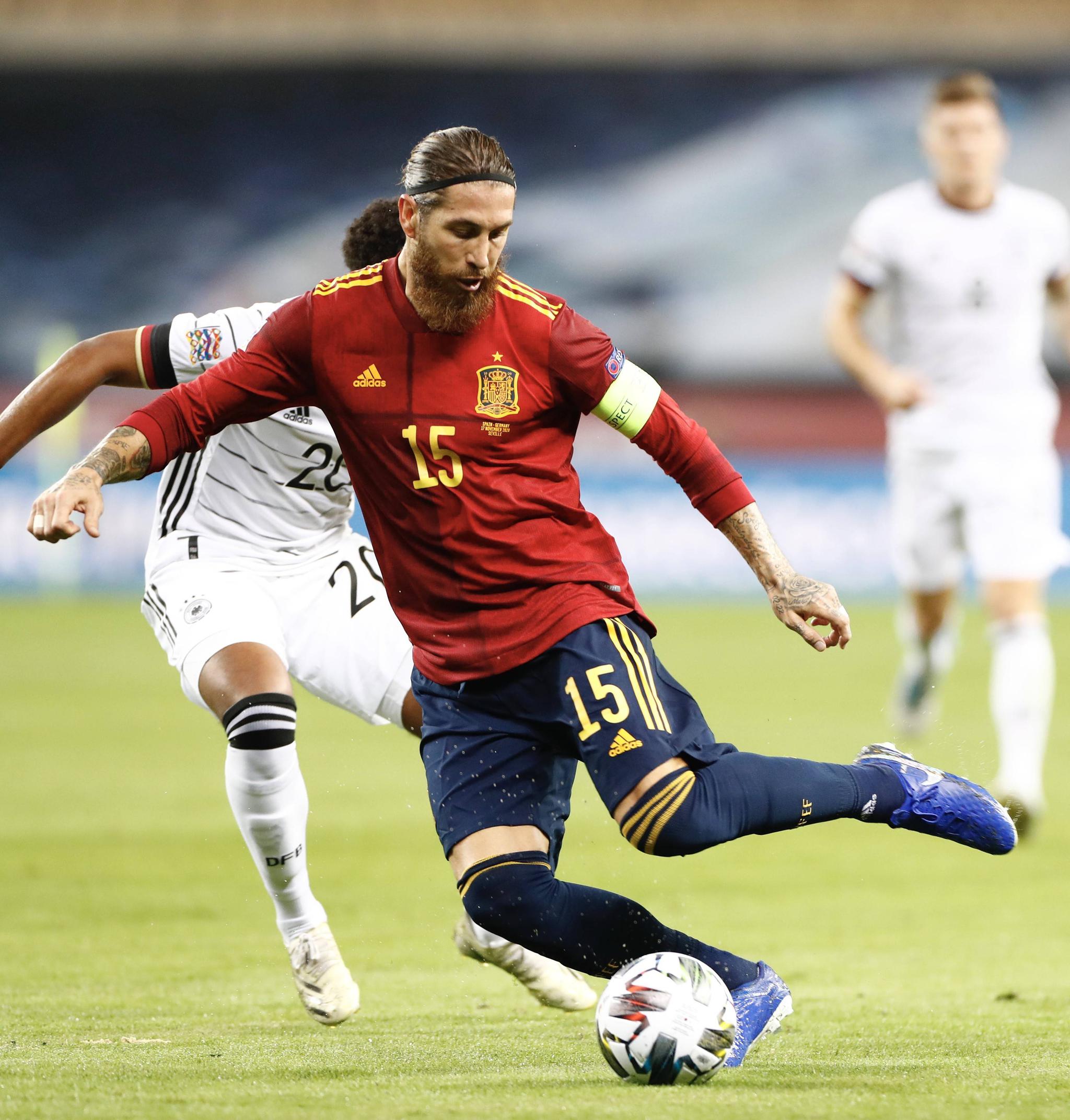 西班牙客场大胜挪威,晋级形势看涨 西班牙客场大胜挪威,晋级形势看涨