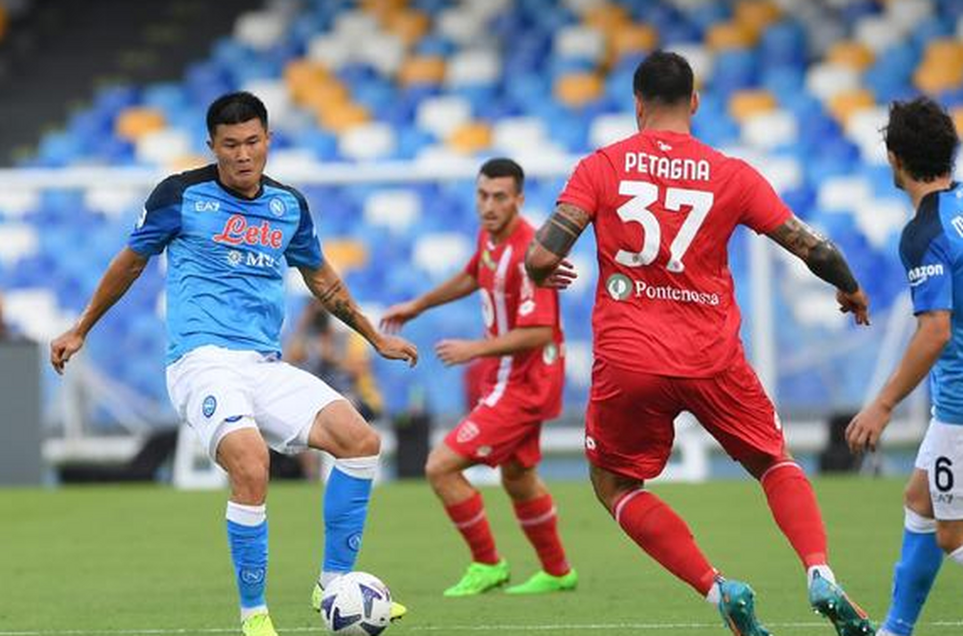 那不勒斯主场不敌,遭遇三连败 那不勒斯主场不敌,遭遇三连败