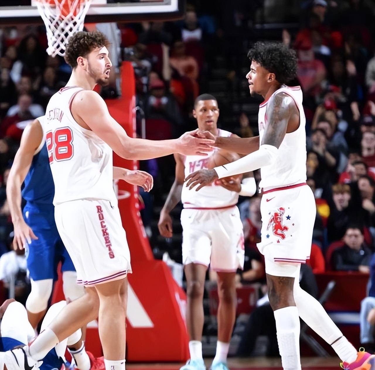 接连受伤,火箭队战力急剧下降 接连受伤,火箭队战力急剧下降