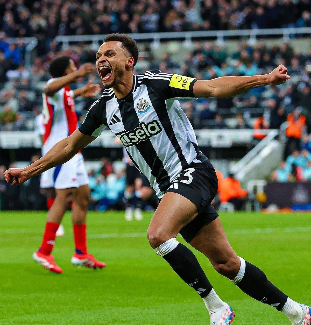 FB体育官方网站-阿森纳惨败皇马,无缘欧国联四强