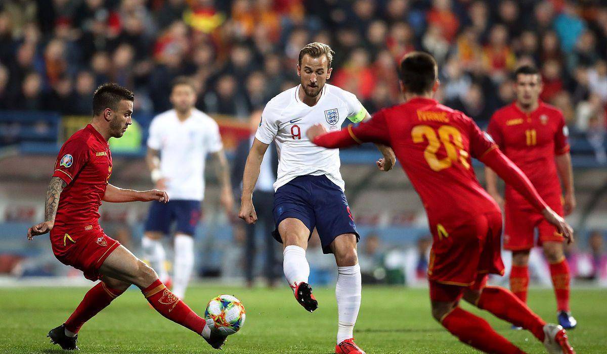 FB体育-雷恩坚守门线,逼平马赛取得宝贵一分