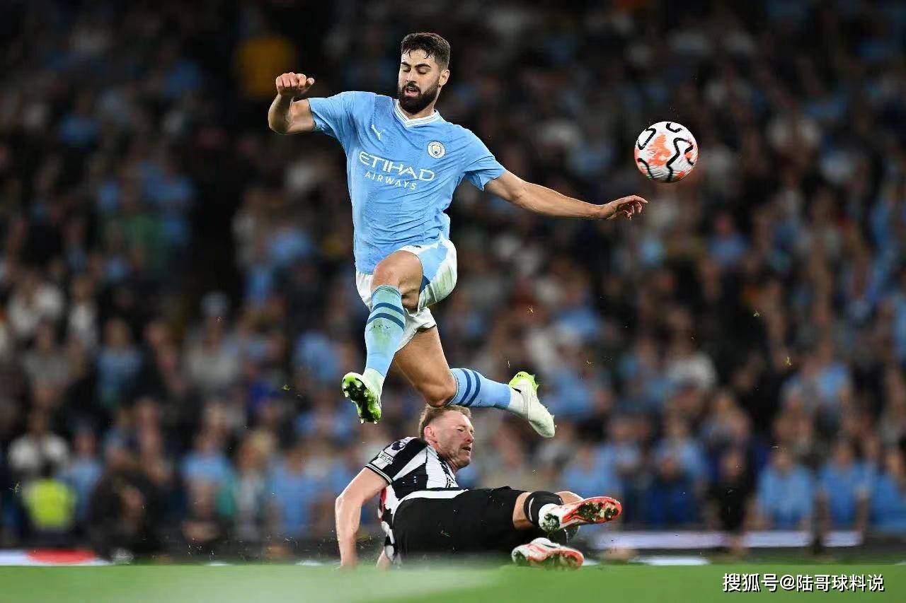 曼城主场击败谢菲联,争冠形势明朗 曼城主场击败谢菲联,争冠形势明朗