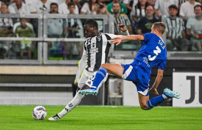 五彩缤纷赛场上演，谁能脱颖而出？