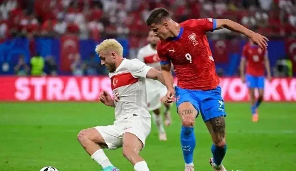 FB体育-土耳其队紧张对战取胜,喜迎晋级!