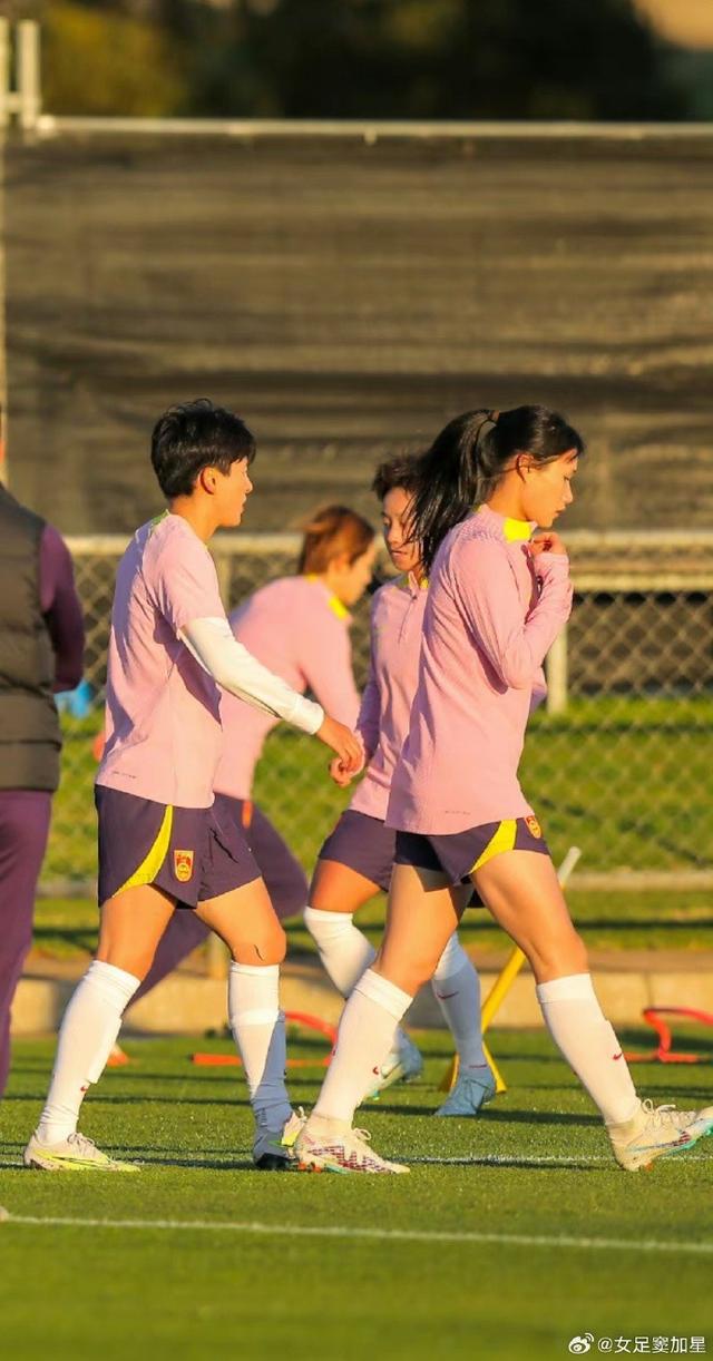 FB体育官方网站-亚洲女足比赛现场热烈,事后感慨万千