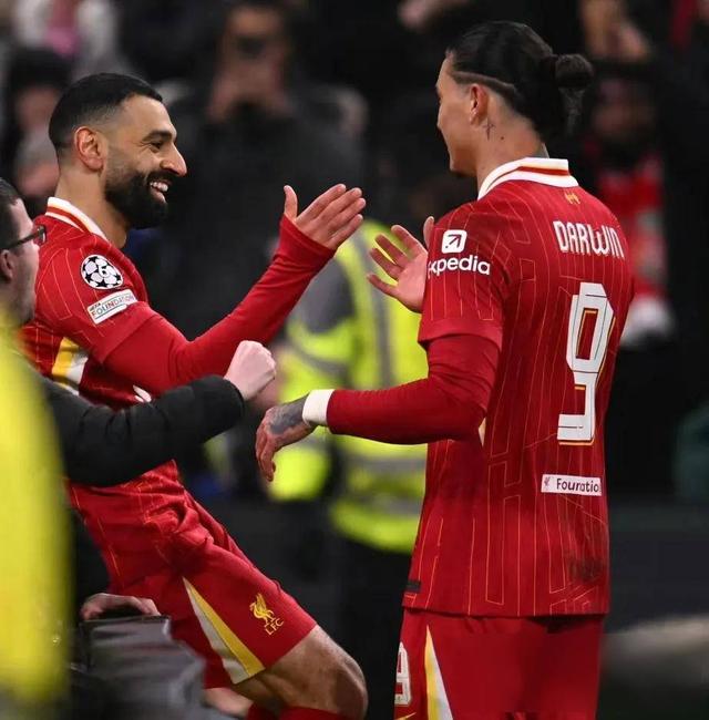 FB体育平台-利物浦门将状态回勇,零封对手展示实力