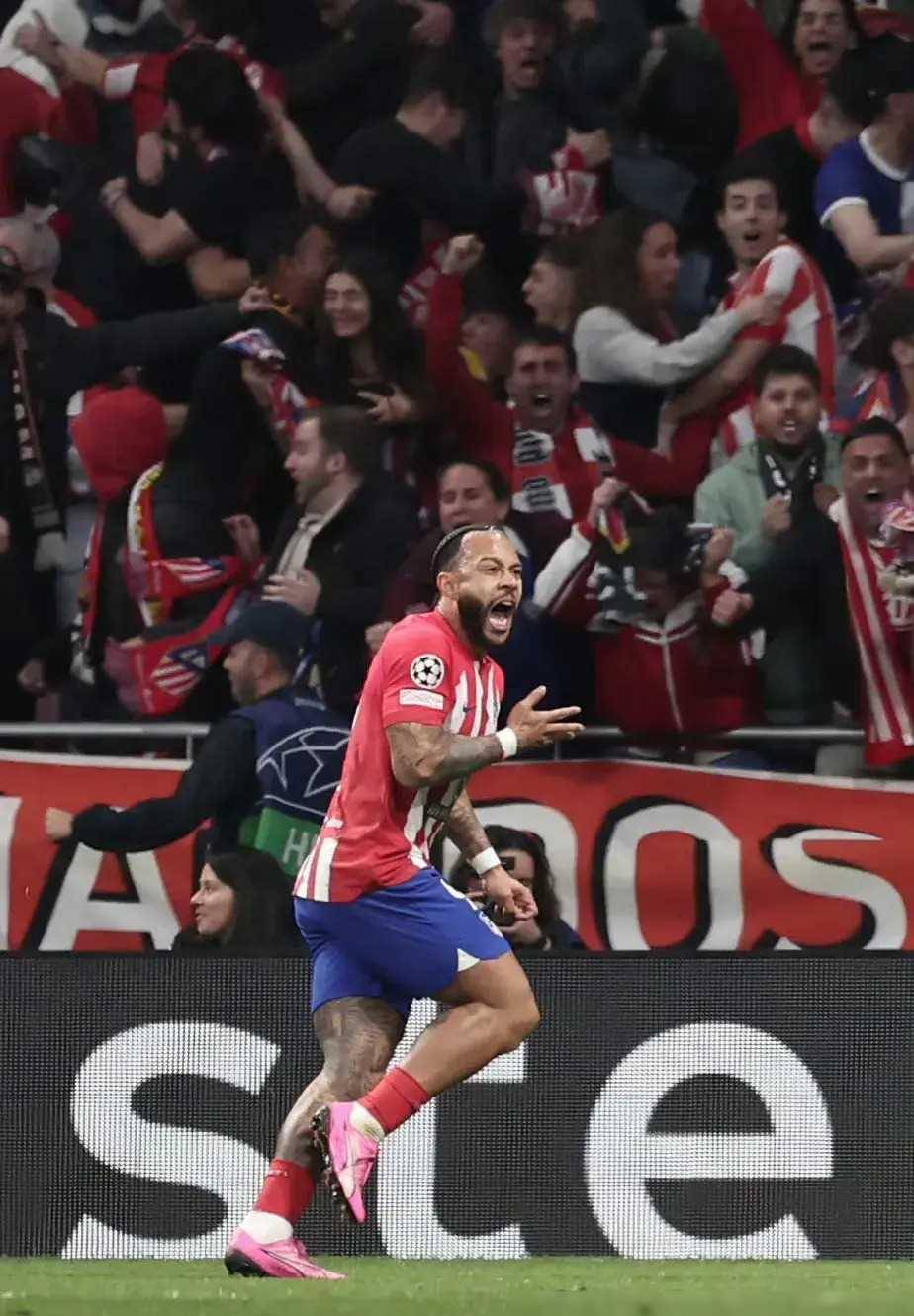 马竞球员表现出色,为球队带来胜利 马竞球员表现出色,为球队带来胜利