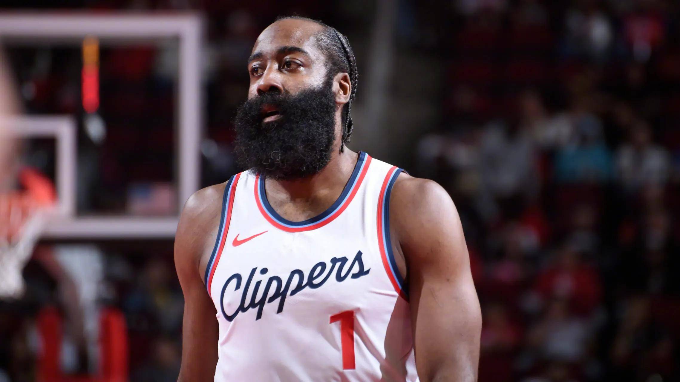 FB体育官网-快船主场力克灰熊,豪取三连胜!