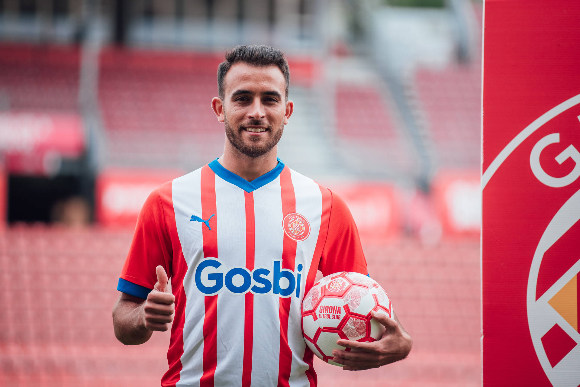 FB体育官网-赫罗纳防守稳固負难胜