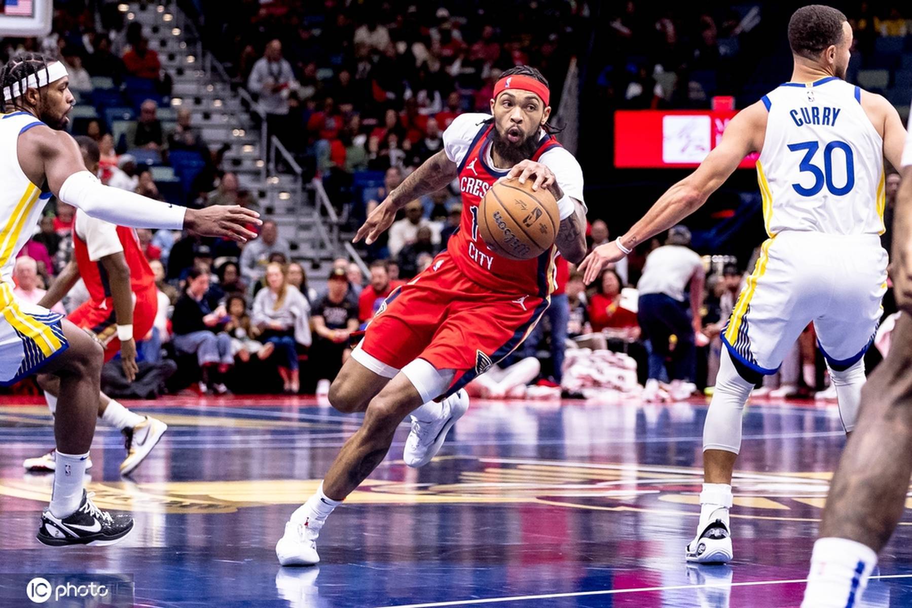 森林狼客场击败鹈鹕,福尔兹连续表现出色 森林狼客场击败鹈鹕,福尔兹连续表现出色