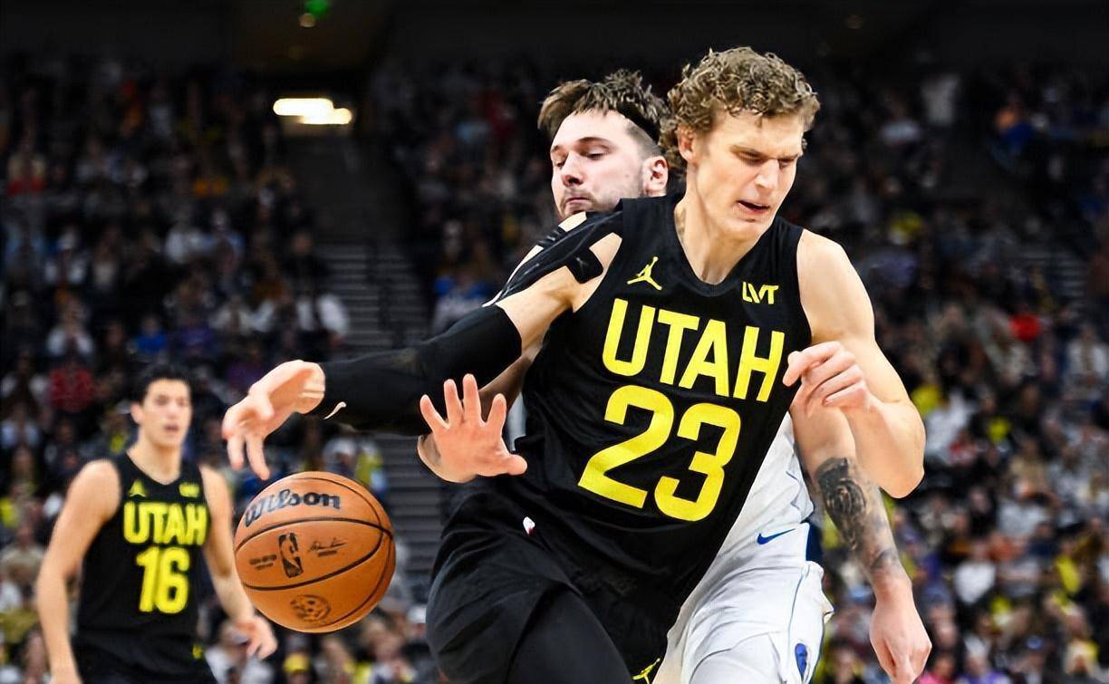 爵士队锋线强劲,成为潜在黑马 爵士队锋线强劲,成为潜在黑马