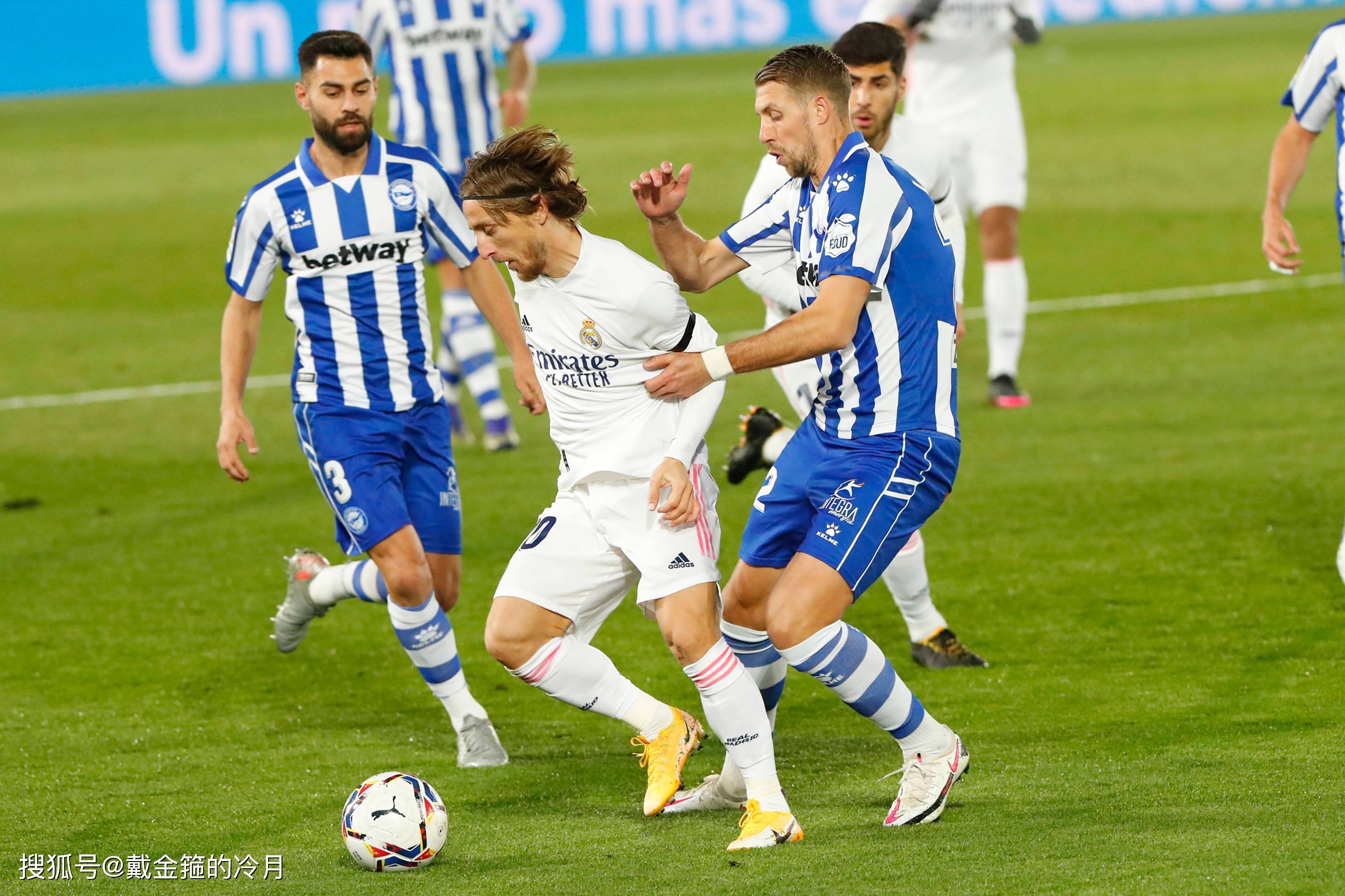 FB体育官网-马洛卡主场失利,球队状态下滑