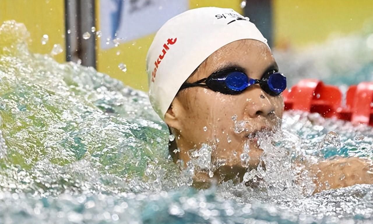 FB体育官网-纵横赛场:游泳选手势不可挡