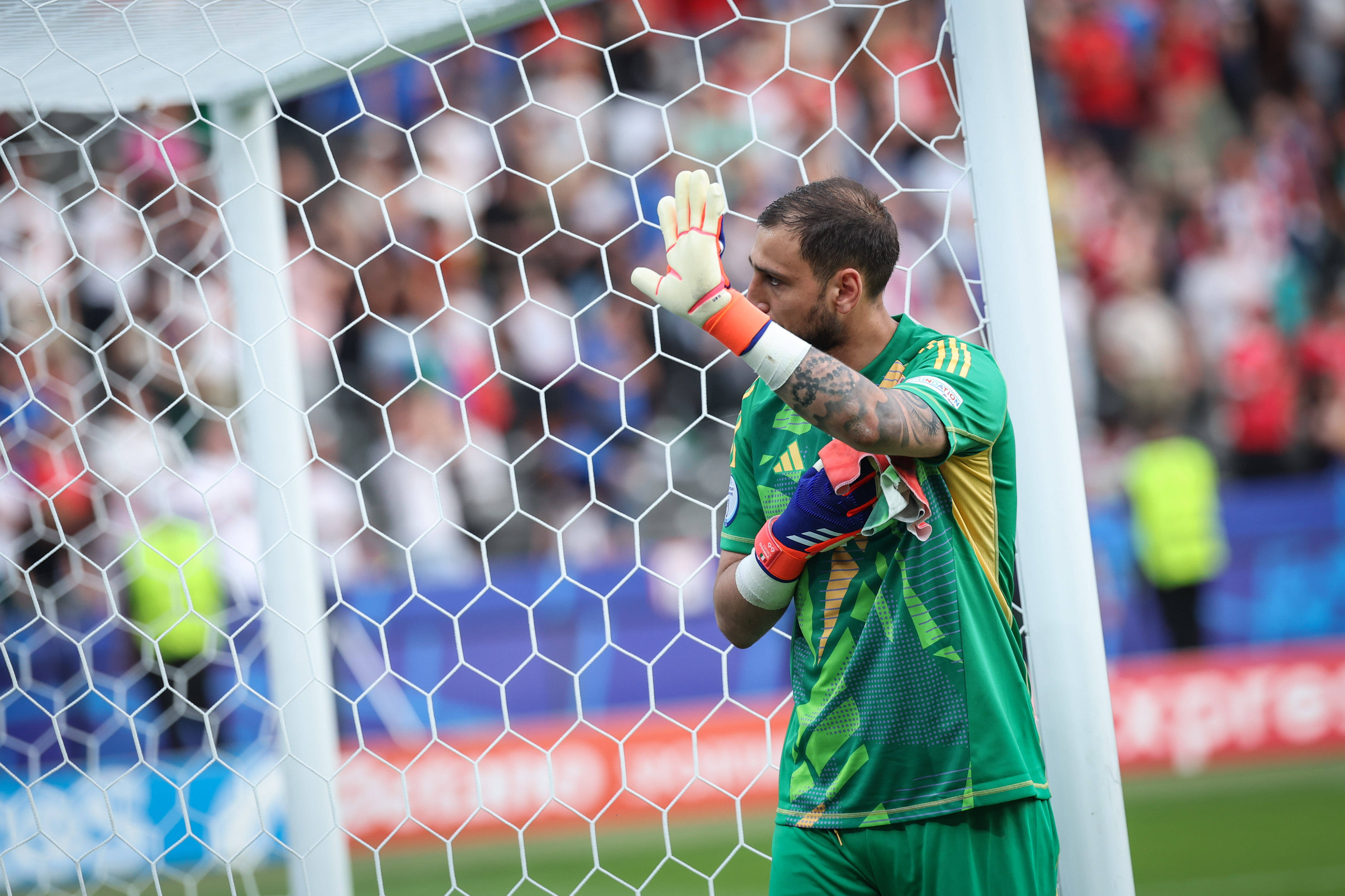 瑞士球队在关键比赛中实现逆袭 瑞士球队在关键比赛中实现逆袭