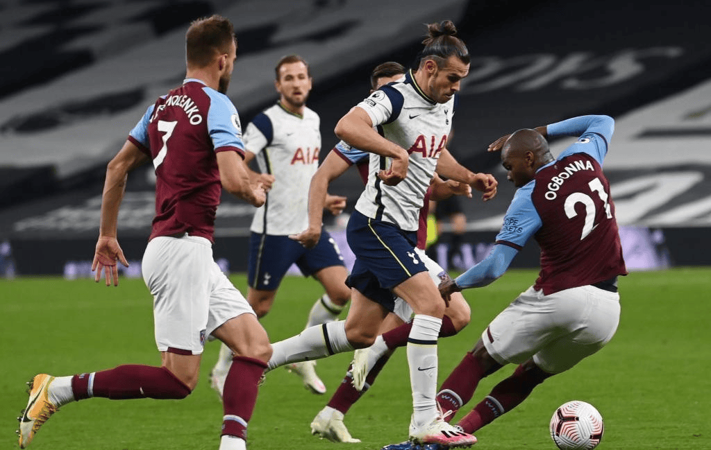 热刺后防阻击成功,保全比分领先 热刺后防阻击成功,保全比分领先