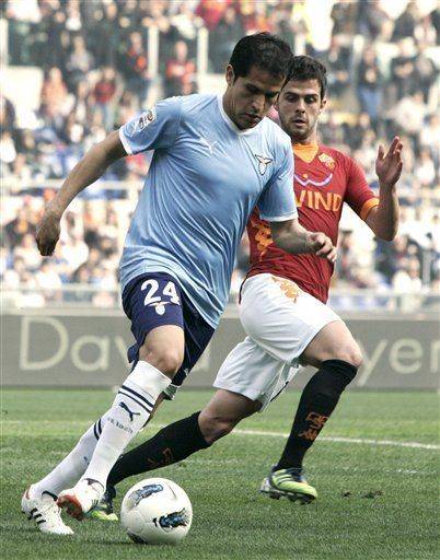 拉齐奥主场战平,双方实力不分伯仲 拉齐奥主场战平,双方实力不分伯仲