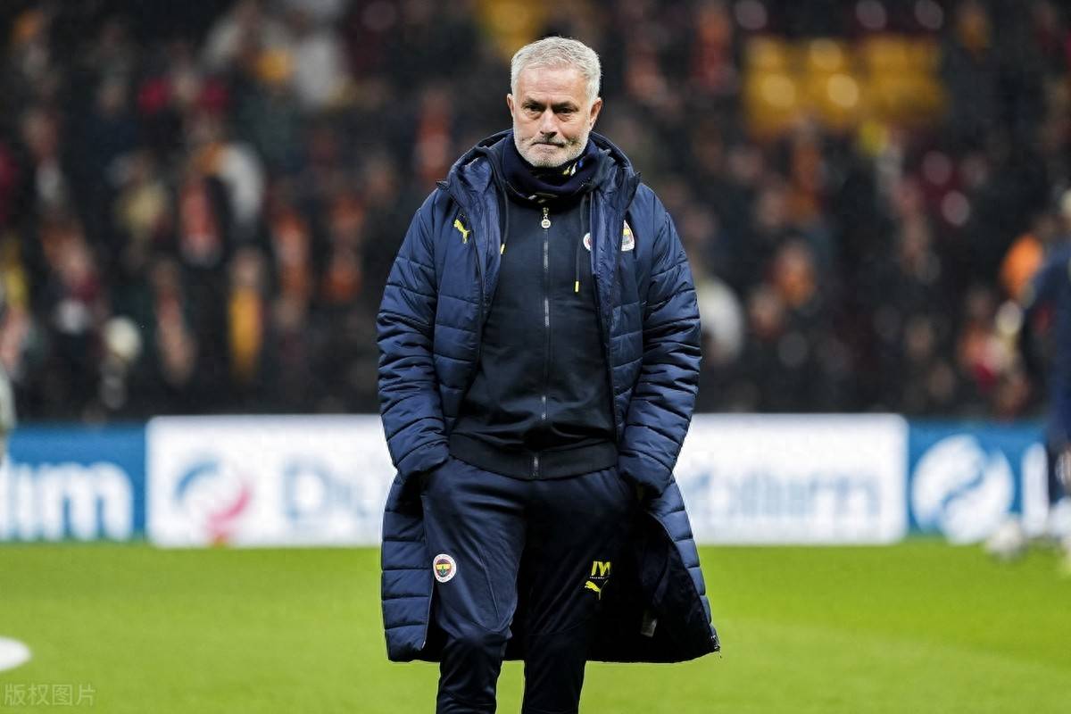 队员伤病频发!欧联冠军卫冕之路布满荆棘 队员伤病频发!欧联冠军卫冕之路布满荆棘