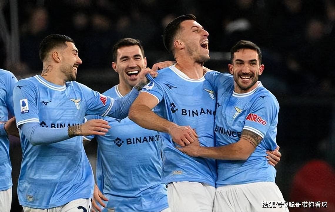 战火点燃!球员奋勇善战,誓死捍卫荣誉 战火点燃!球员奋勇善战,誓死捍卫荣誉