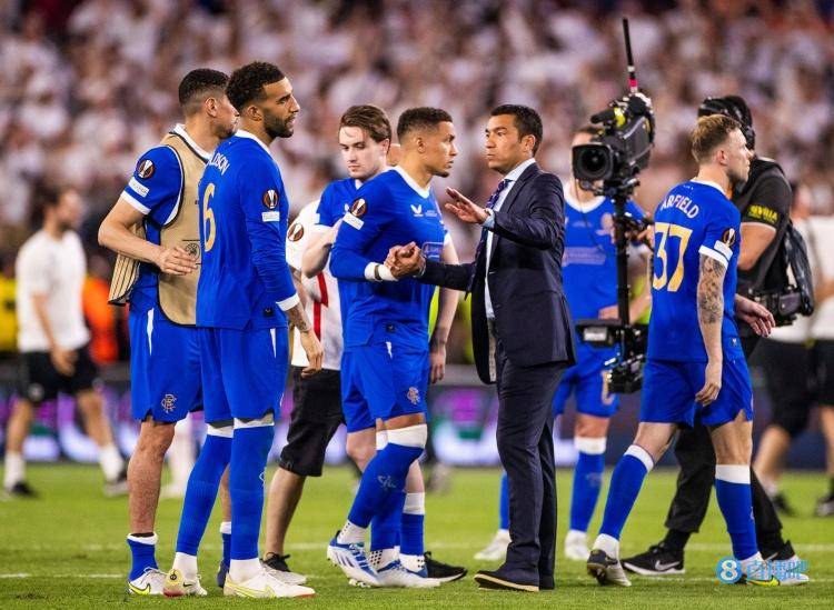 法兰克福打破客场魔咒,逆转获胜 法兰克福打破客场魔咒,逆转获胜