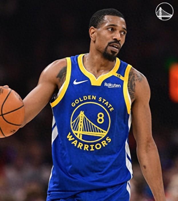 FB体育官网-勇士后卫特雷杰：我们要振作精神打好每一场比赛