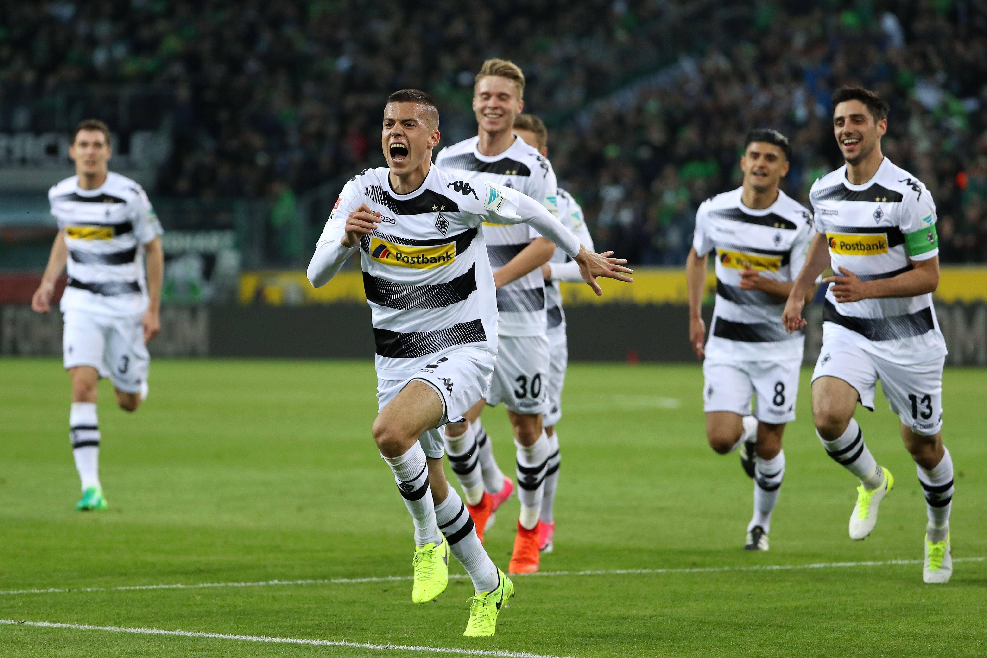 国外足球比赛中新形势逐渐显现 国外足球比赛中新形势逐渐显现