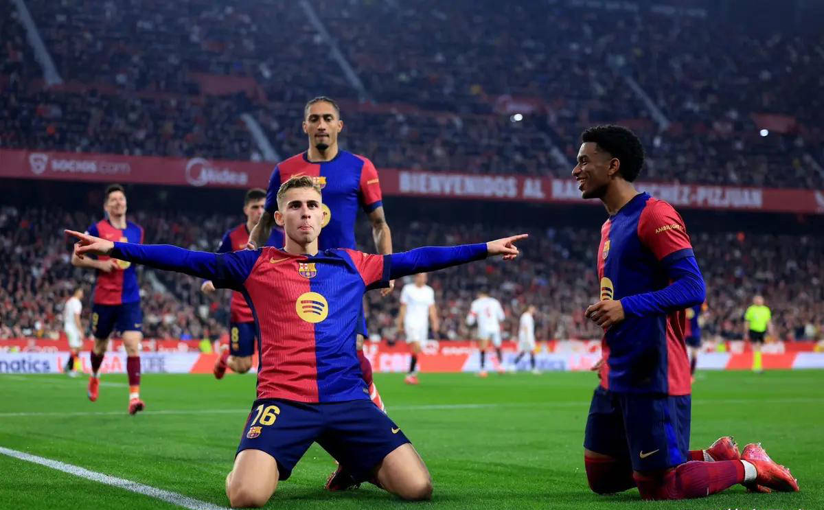 FB体育官网-塞维利亚主场大胜,联赛排名上升