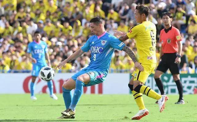 FB体育官网-梅斯取得胜利,提升排名表现优异