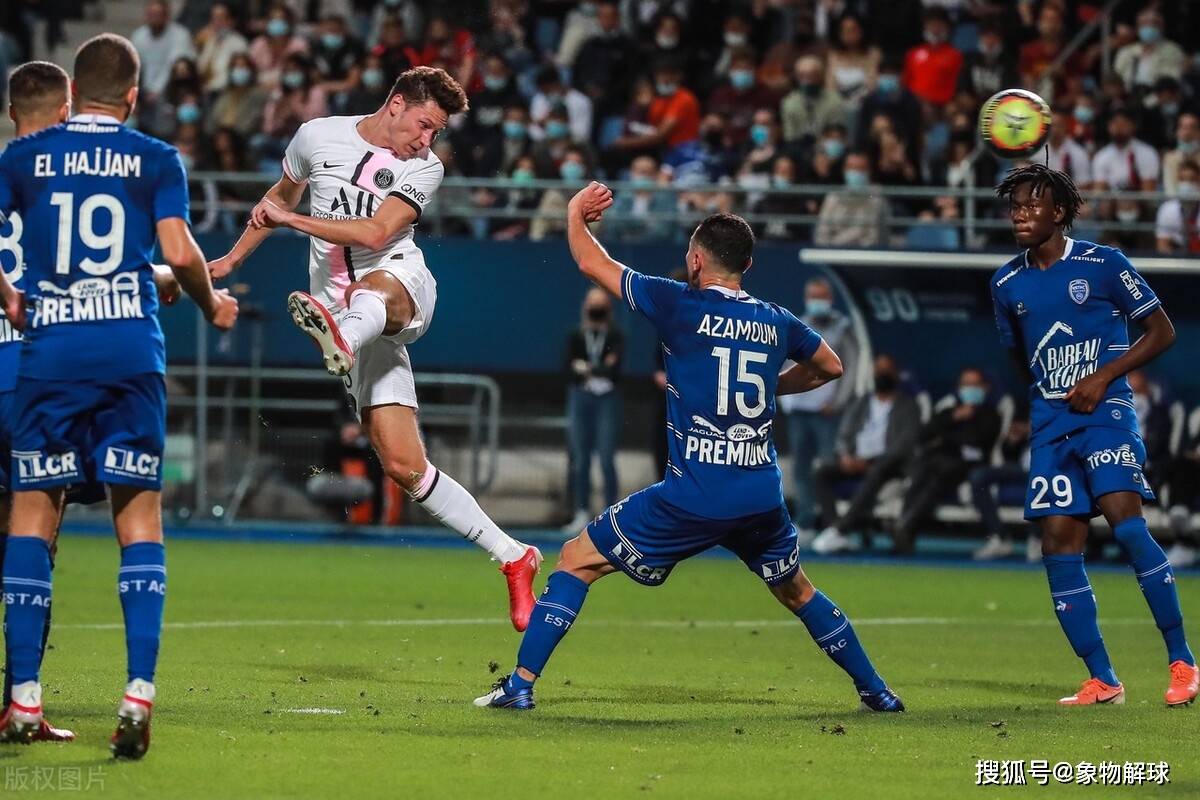 FB体育官网-圣埃蒂安球员发挥出色,帮助球队获胜