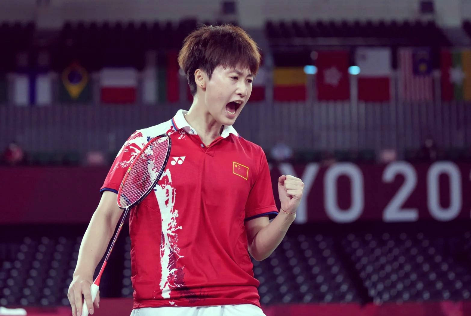 FB体育官网-羽毛球女单决赛现场火爆,中国选手力挽狂澜夺冠!