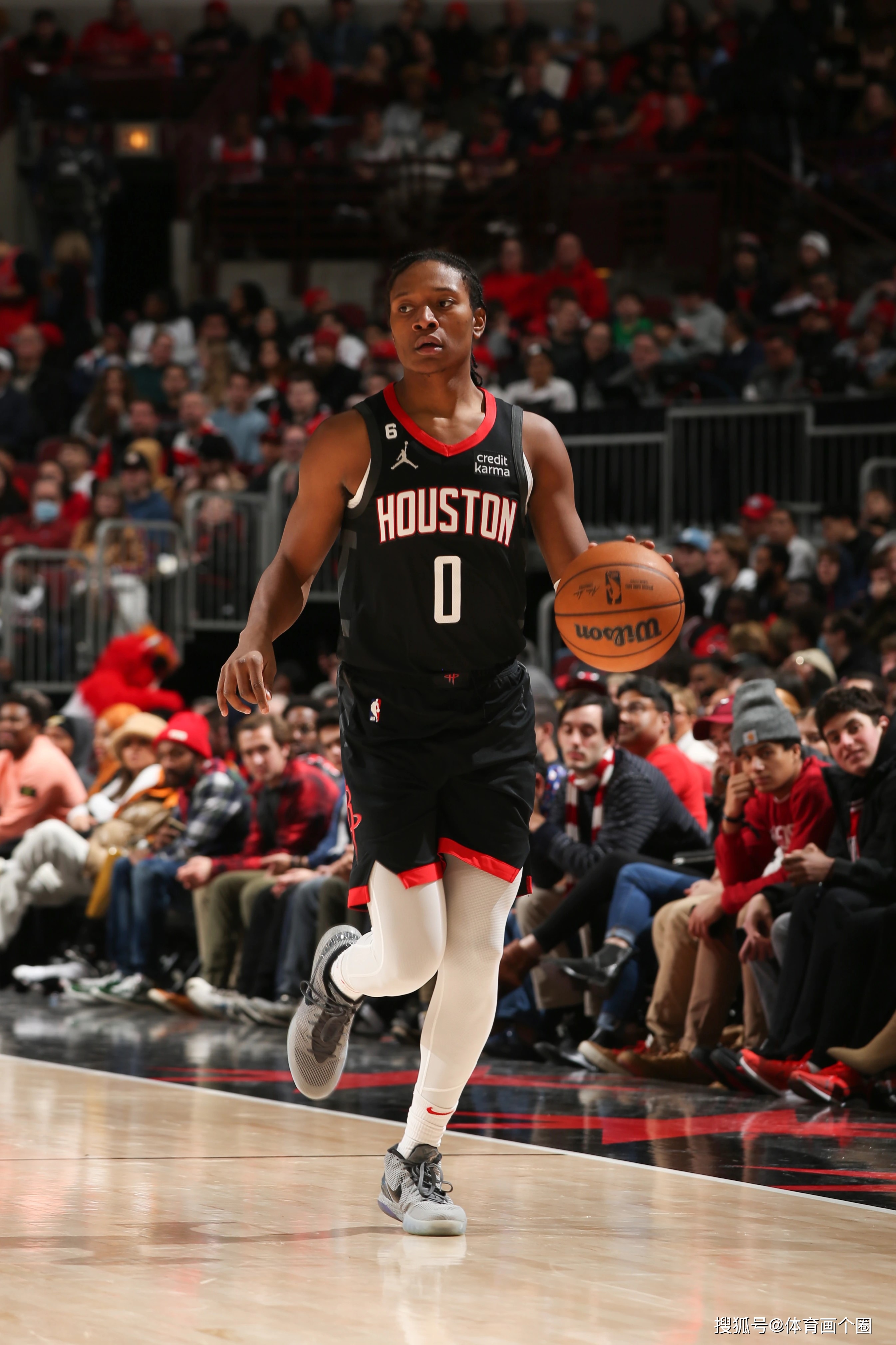 瓦朗谢纳客场平局,保持稳定表现 瓦朗谢纳客场平局,保持稳定表现