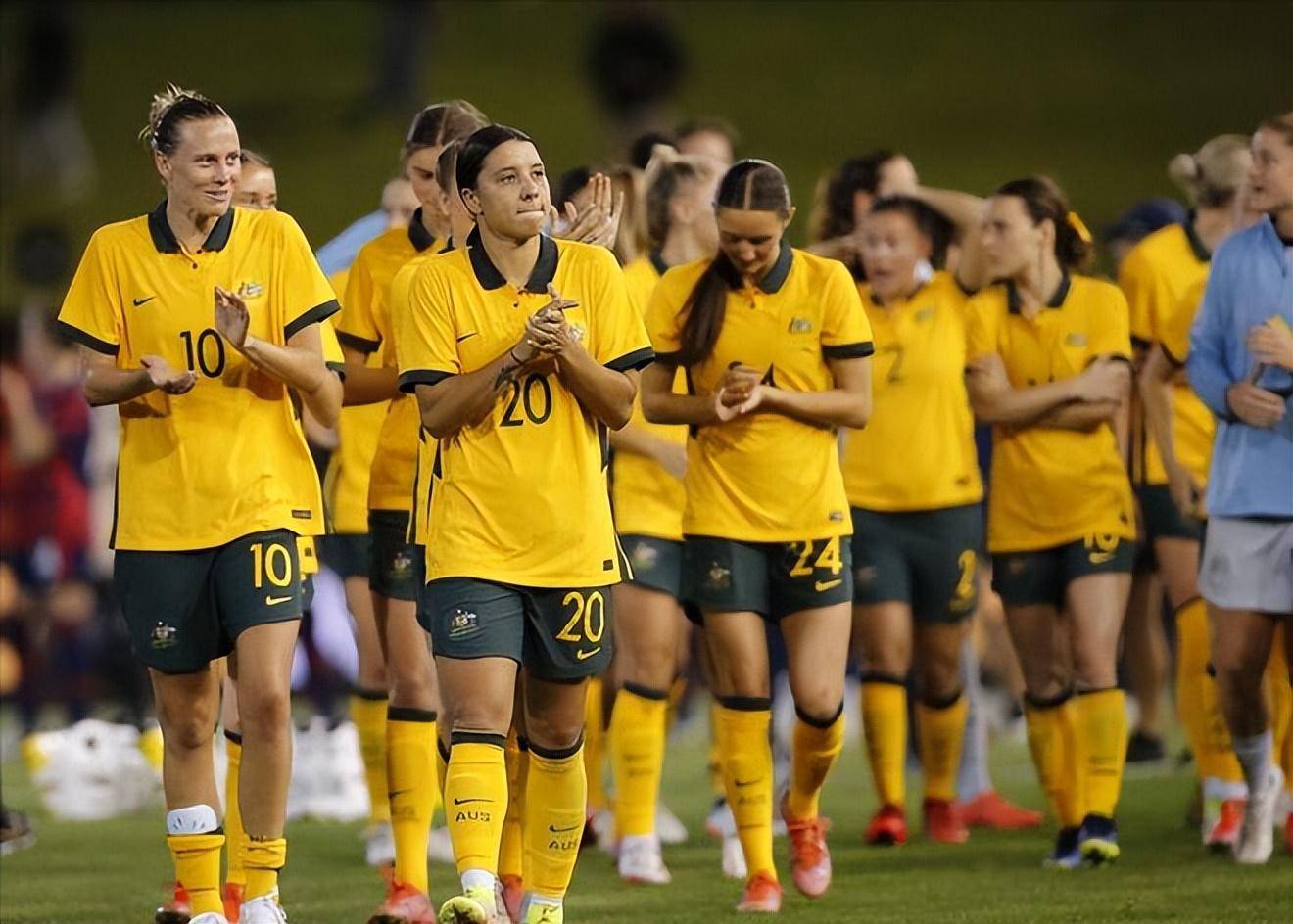 挪威女足横扫丹麦,晋级欧锦赛半决赛! 挪威女足横扫丹麦,晋级欧锦赛半决赛!