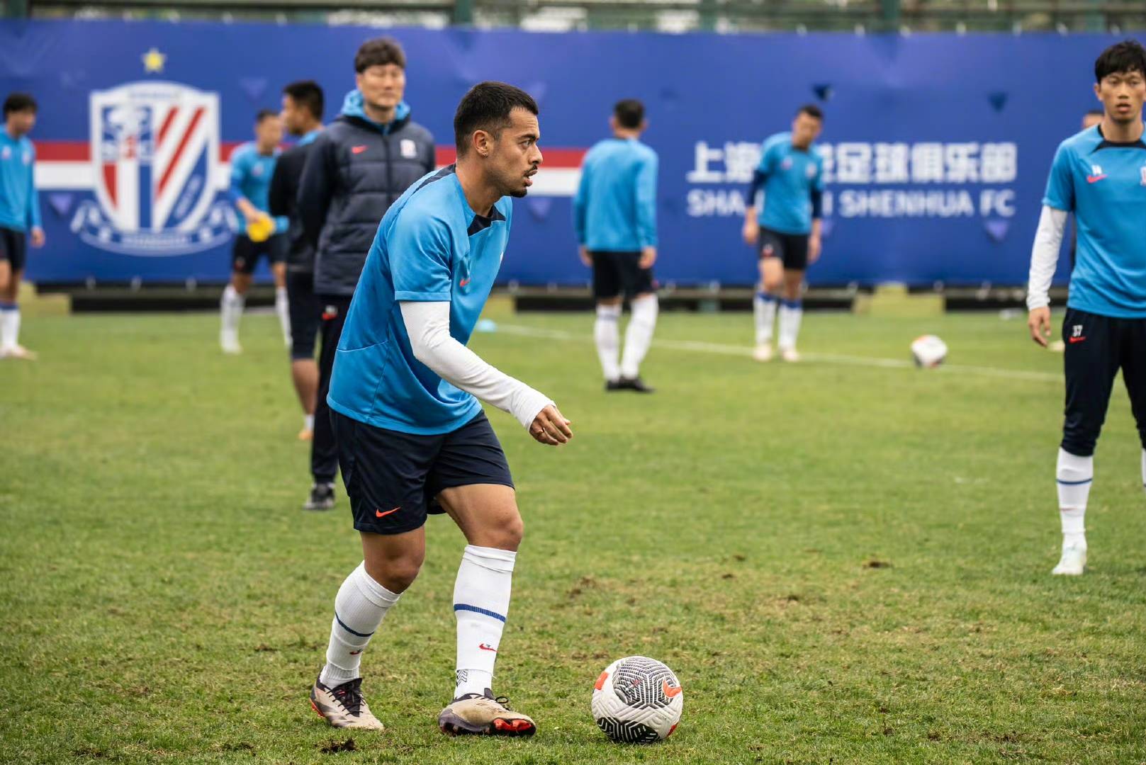 球队备战缺少核心球员,困难倍增 球队备战缺少核心球员,困难倍增