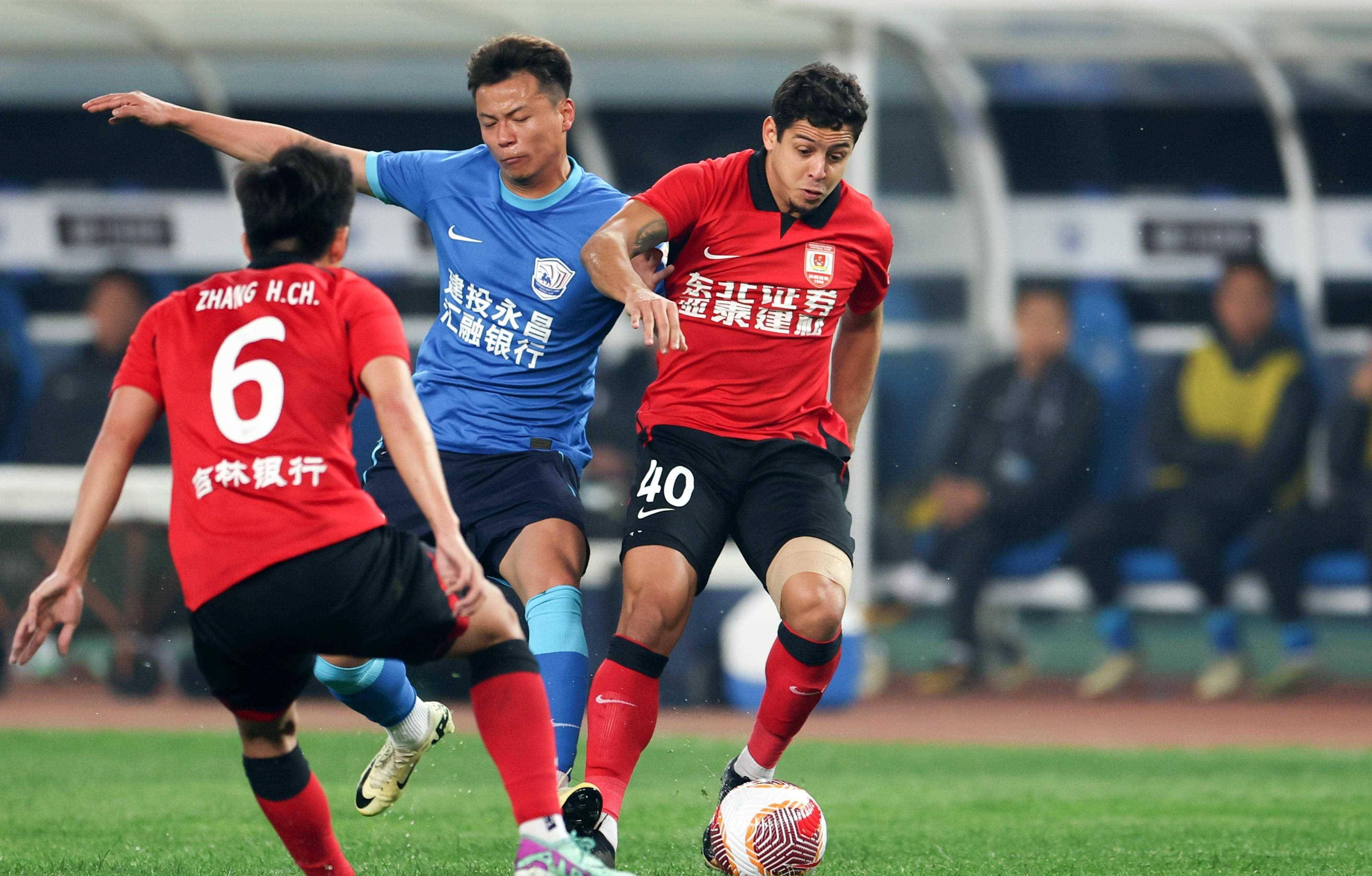 FB体育-东亚区域的足球氛围日益浓厚