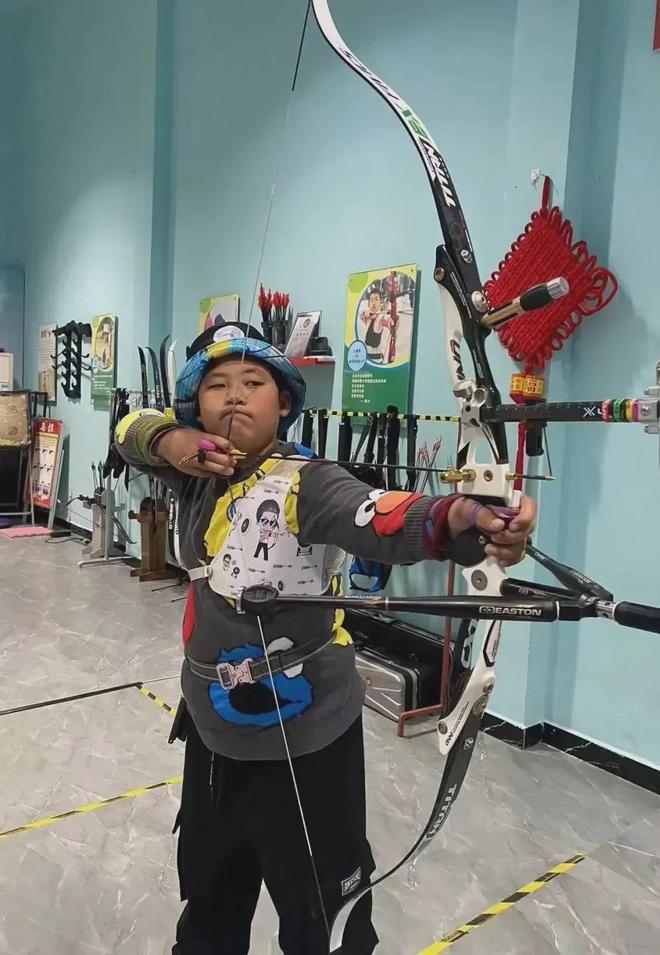 FB体育平台-创造奇迹:射击选手打破纪录