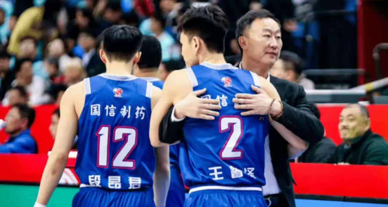 FB体育官网-湖南男篮力克浙江队,保持连胜