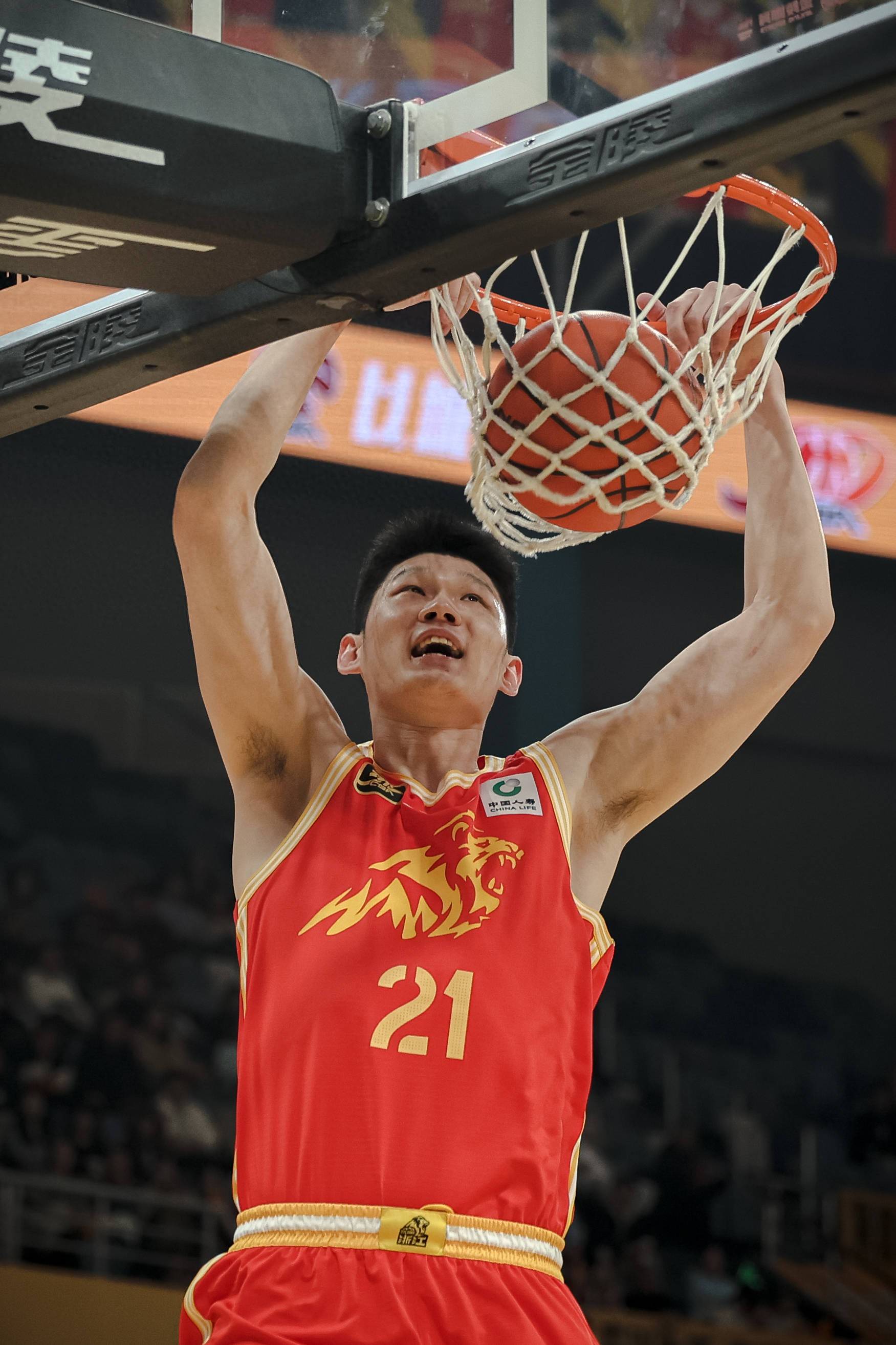 湖南男篮力克浙江队,保持连胜 湖南男篮力克浙江队,保持连胜