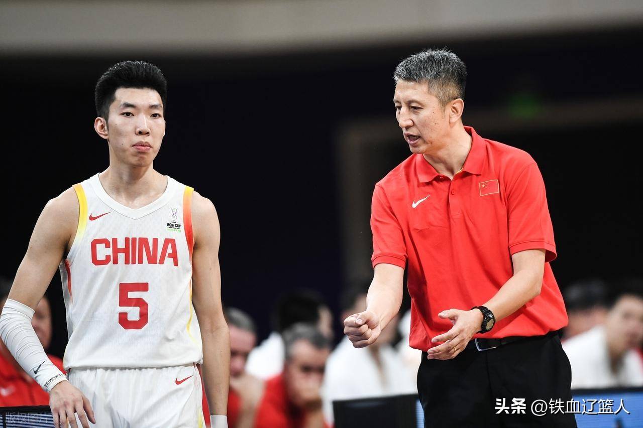 FB体育官网-江苏男篮在场上发挥出色,赢得胜利