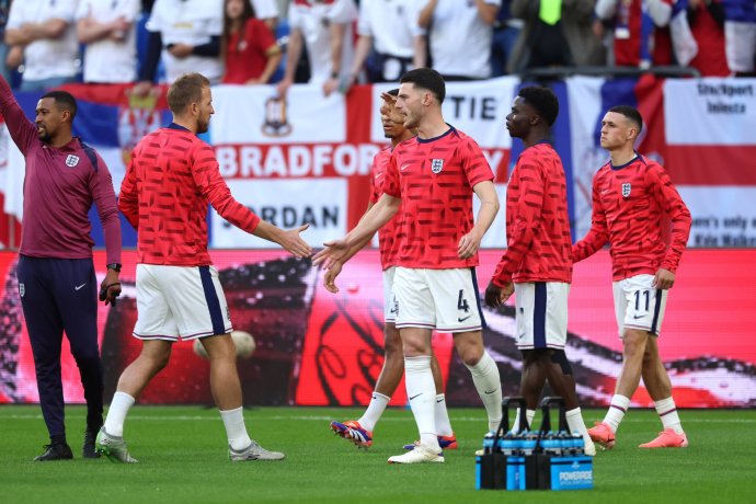 FB体育官网-英格兰队胜塞尔维亚争取欧洲四强