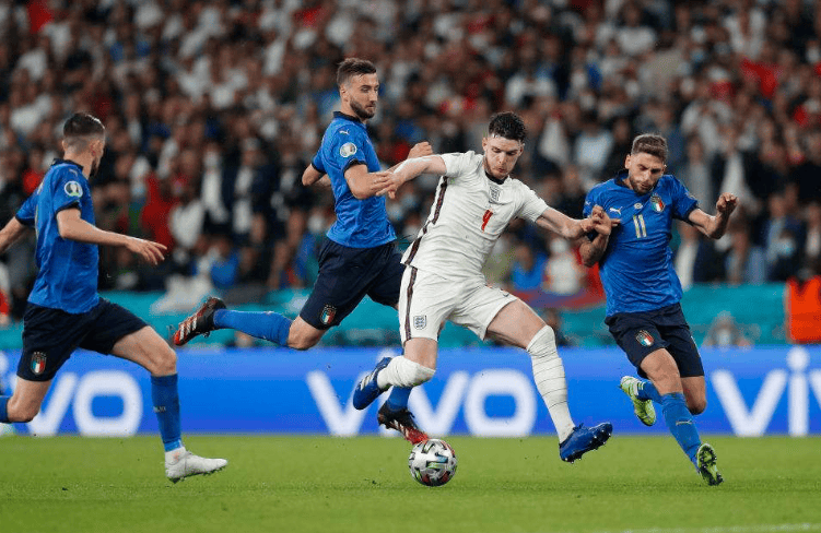 拜仁慕尼黑战平马德里竞技,欧国联大战引关注 拜仁慕尼黑战平马德里竞技,欧国联大战引关注