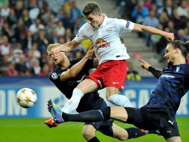 FB体育官方网站-欧冠预选赛火爆开战,球队白刃相逢