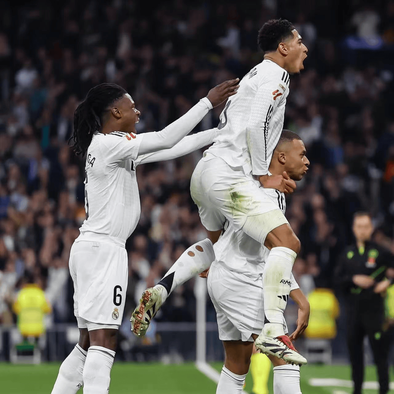 皇家马德里备战强敌尼斯,年轻后卫将迎接考验! 皇家马德里备战强敌尼斯,年轻后卫将迎接考验!