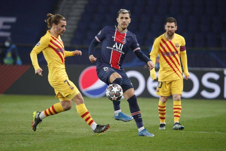 FB体育平台-拜仁慕尼黑客场逆袭安德莱赫特，提前晋级淘汰赛