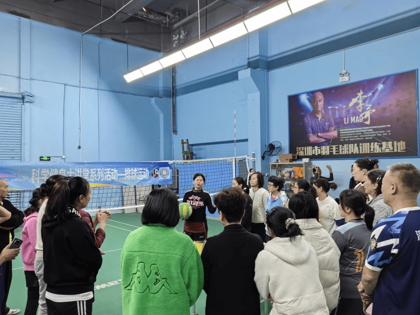 运动新闻:一位教练团队赢得全场掌声 运动新闻:一位教练团队赢得全场掌声