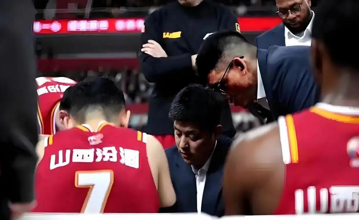 FB体育平台-外援表现出色，球队取得关键胜利